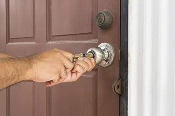 Pompano Beach Lock And Key Pompano Beach, FL 954-281-3212 - emergency-locksmith-service